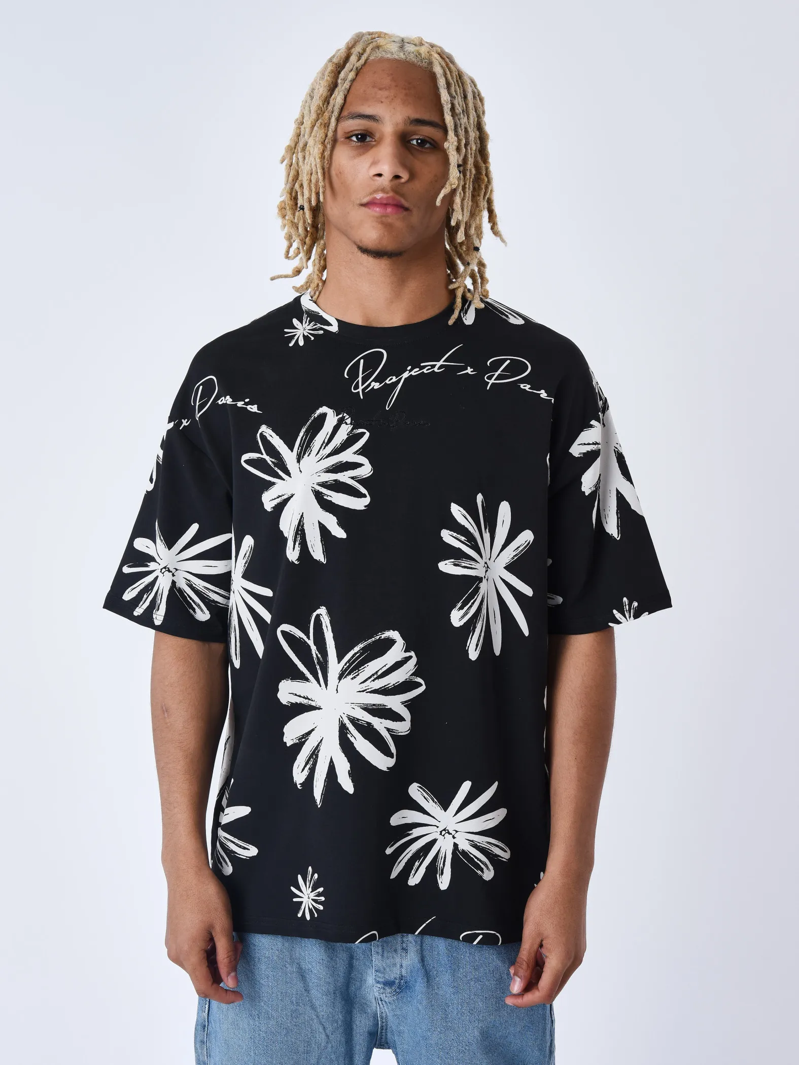 all over Camiseta boceto floral