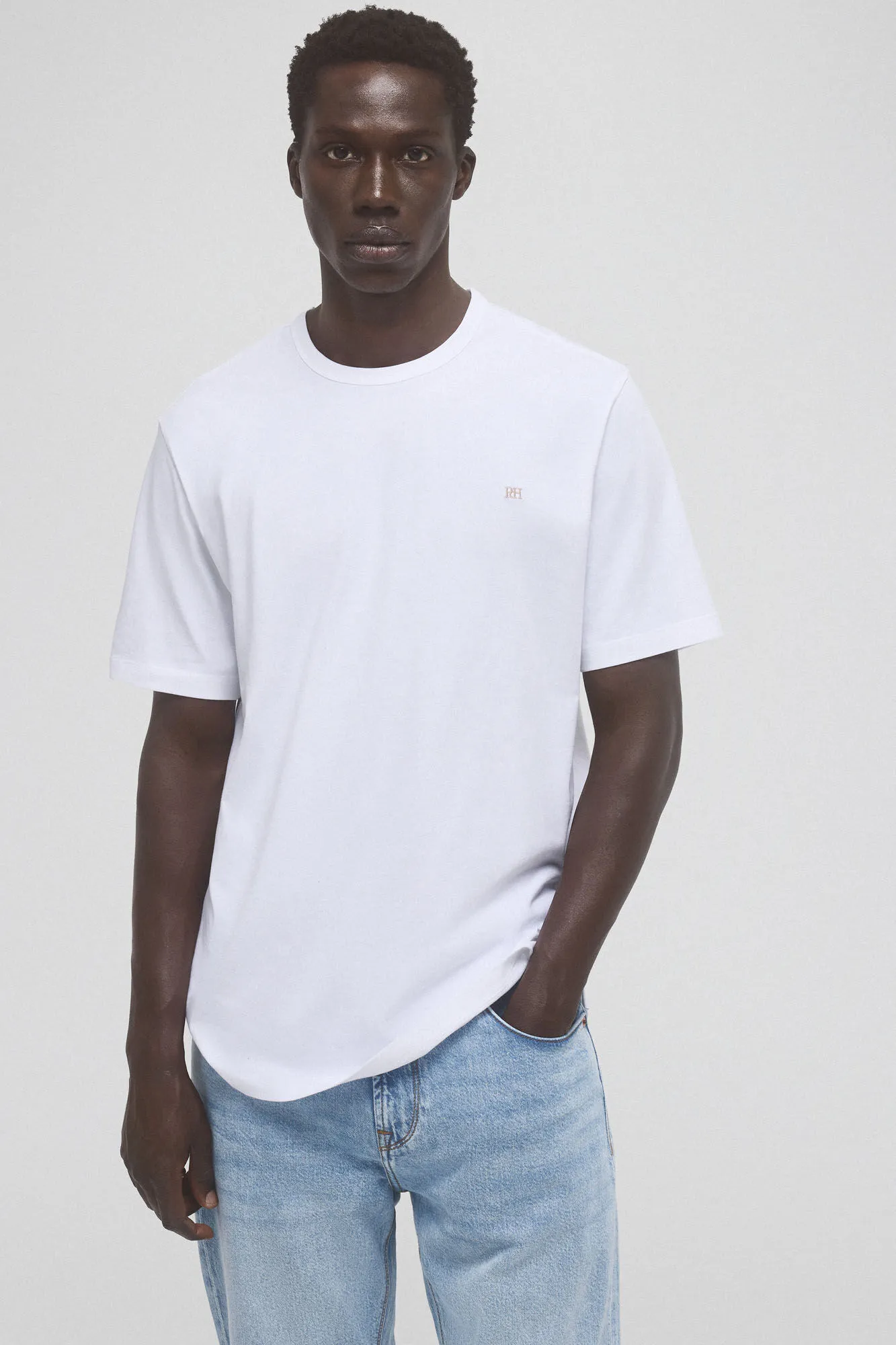 Basic T-shirt with embroidered logo