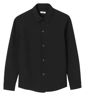 Camisa recta con cuello clásico en negro