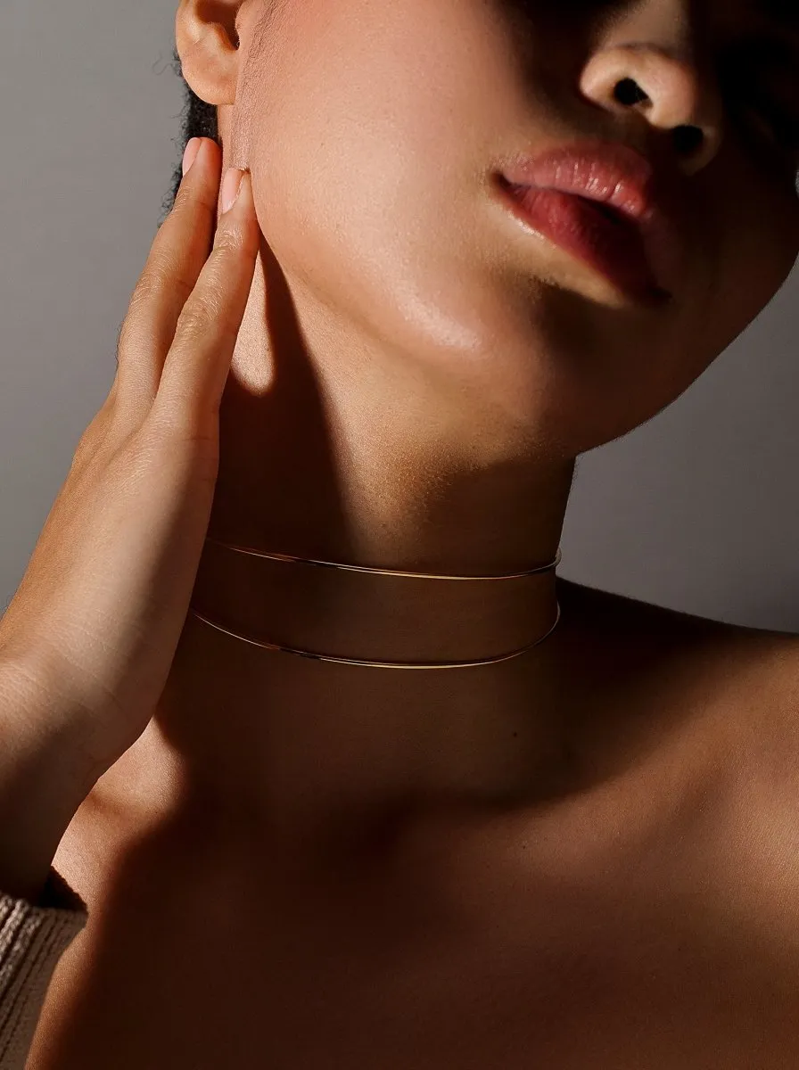 Choker rígido doble raíl de plata baada en oro