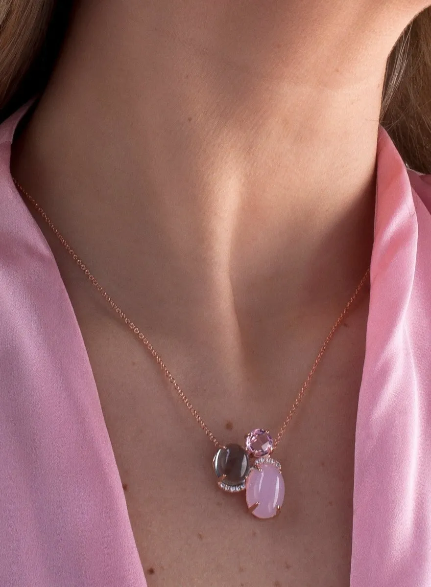 Collares con piedras de plata lisa bao rosa triple motivo rosa