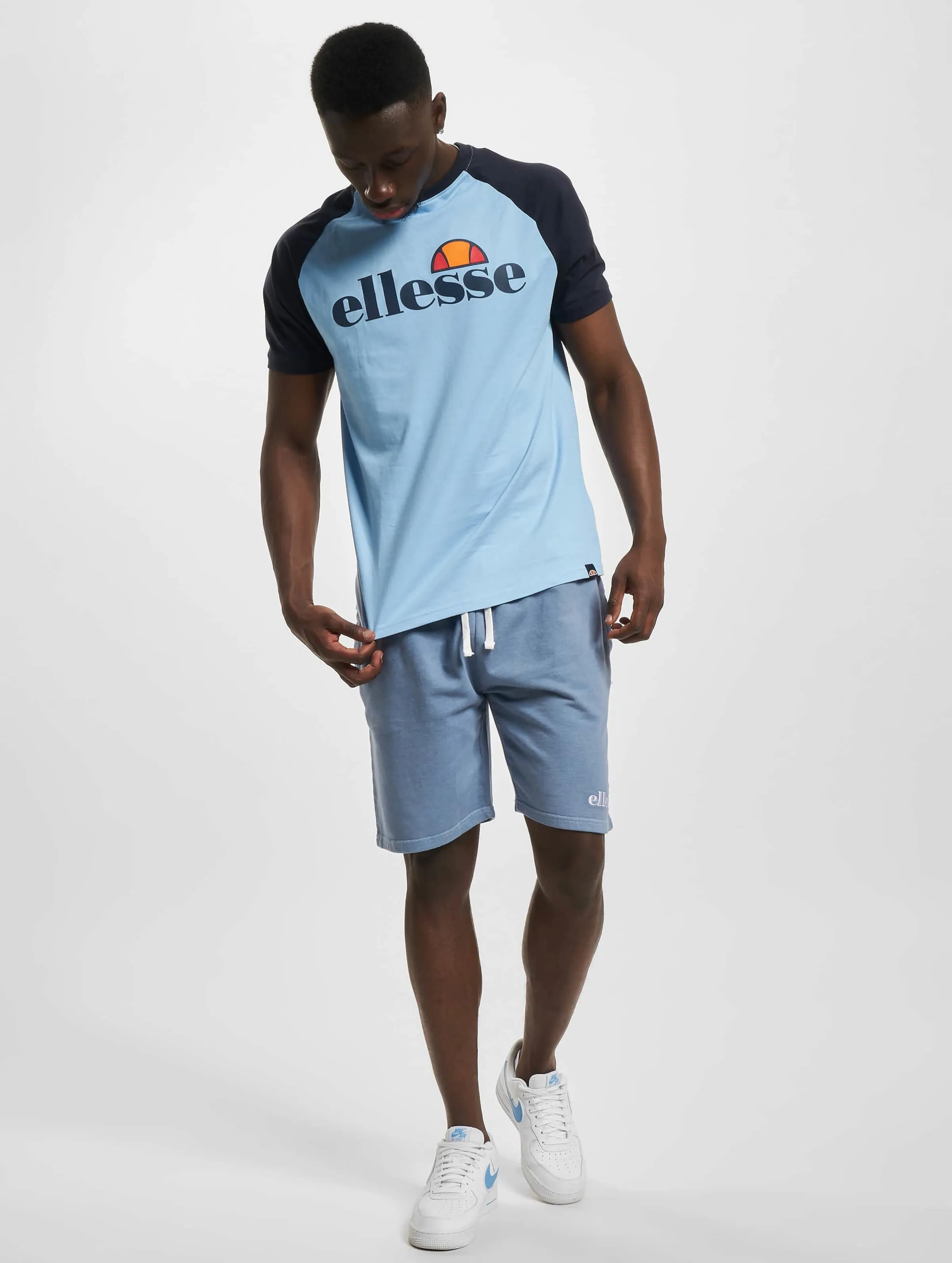 Ellesse Corp