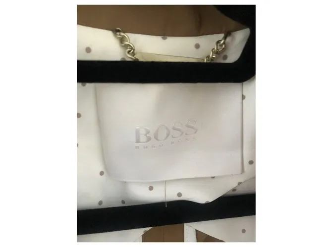 Hugo Boss Abrigos, Ropa de calle Castaño 