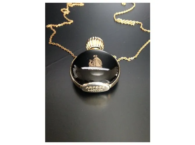 Lanvin Collares Negro 