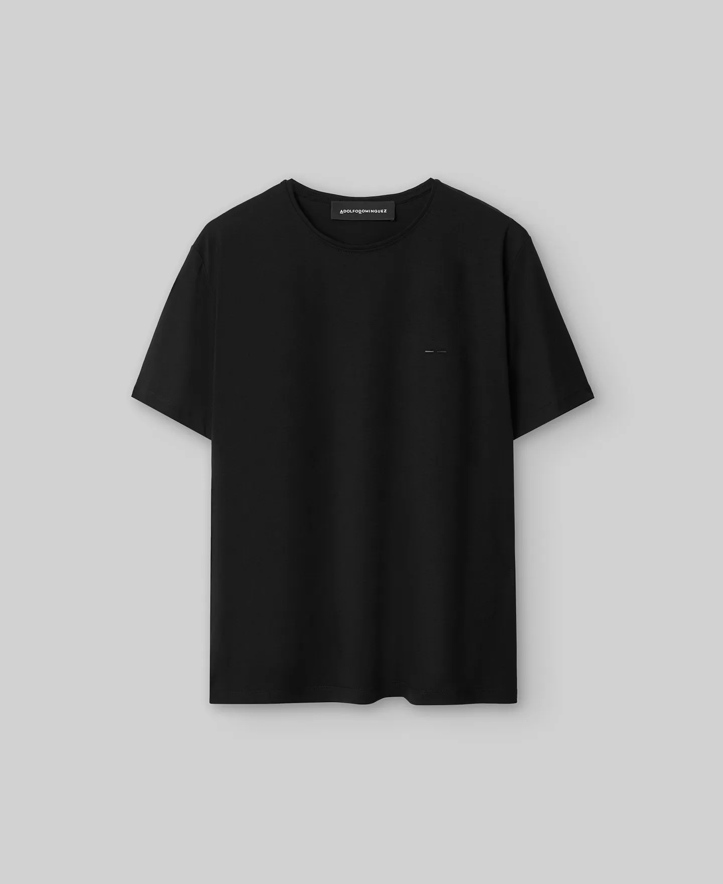 Men's black crew neckline T-shirt