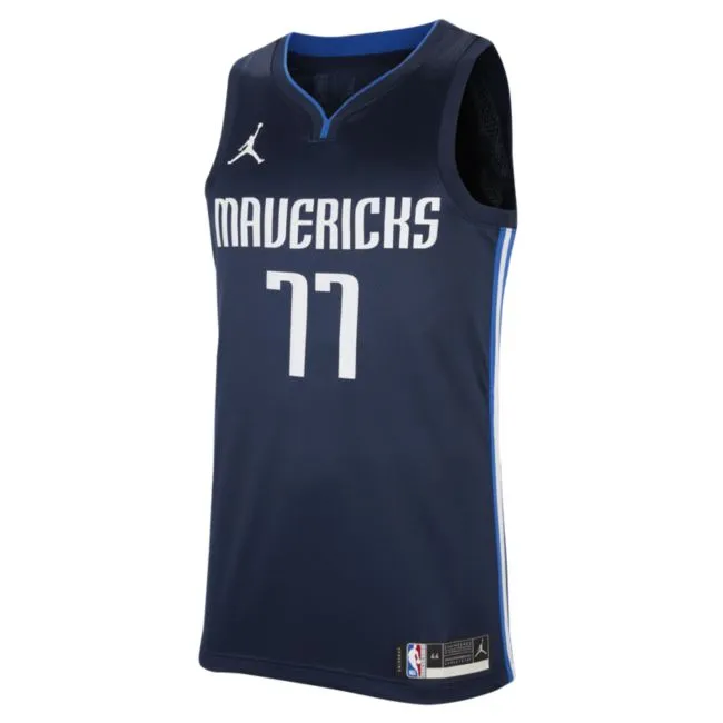 Nike Luka Dončić Mavericks Statement Edition 2020 NBA Swingman