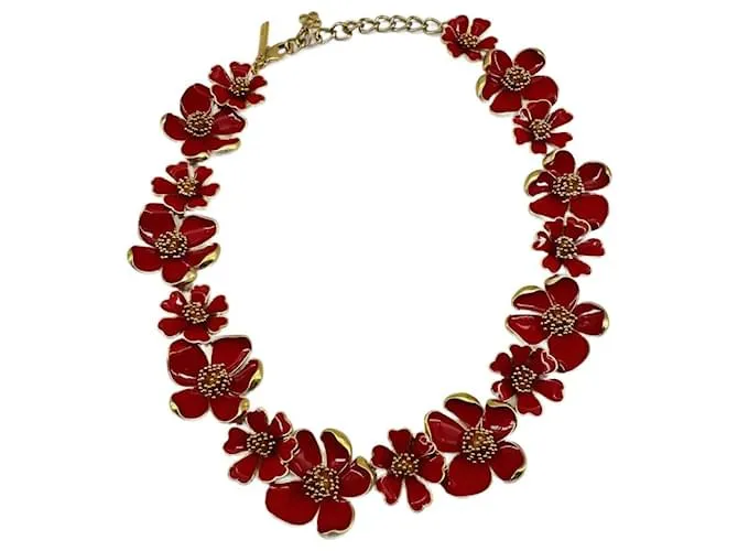 Oscar de la Renta Collares Roja Gold hardware 