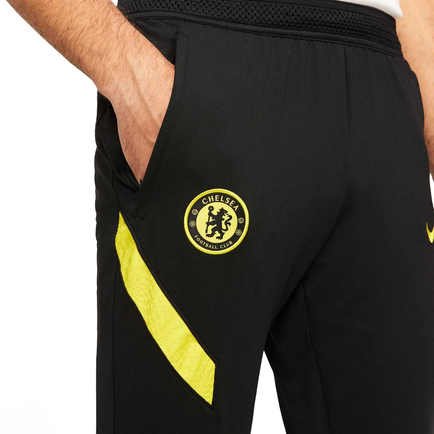 Pantalón Nike Chelsea entrenamiento Dri-Fit Strike