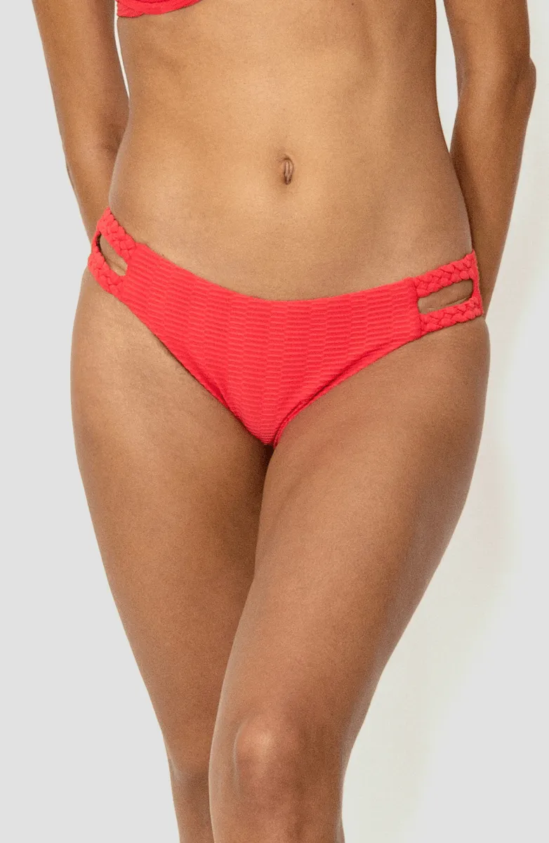 Panty Normal ESSENTIALS Bikini Coral Alma Viajera Trenzado