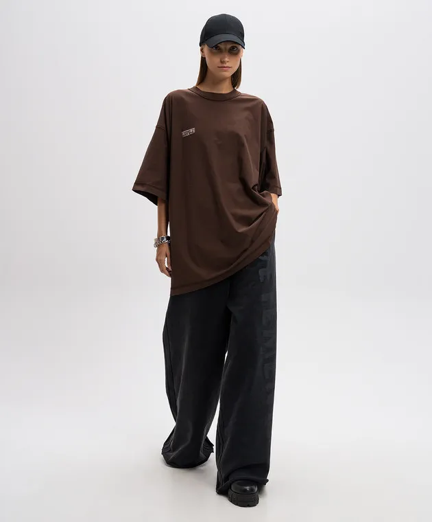 Vetements Brown t-shirt with a reverse effect