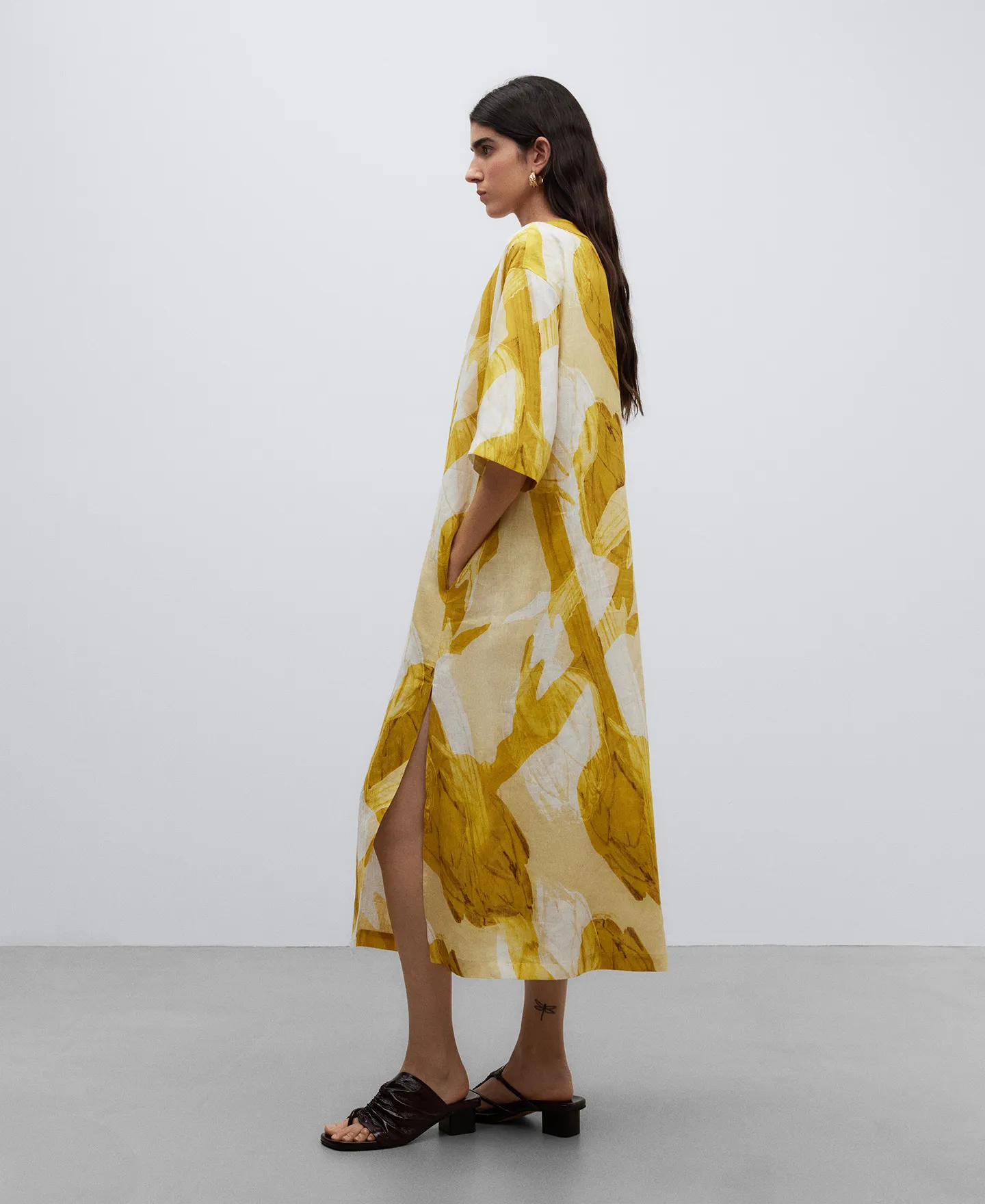 Yellow printed dress woman